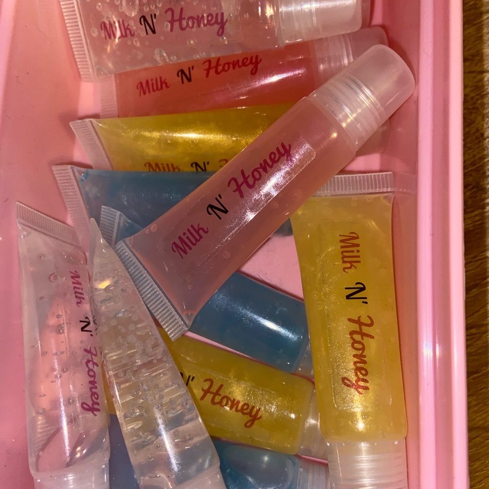 Milk N’ Honey Lil glosses